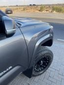 تويوتا تاكوما TRD / V6 / طويل / دخول بدون مفتاح / تشغيل بدون مفتاح / شاشة كبيرة / بحالة ممتازة