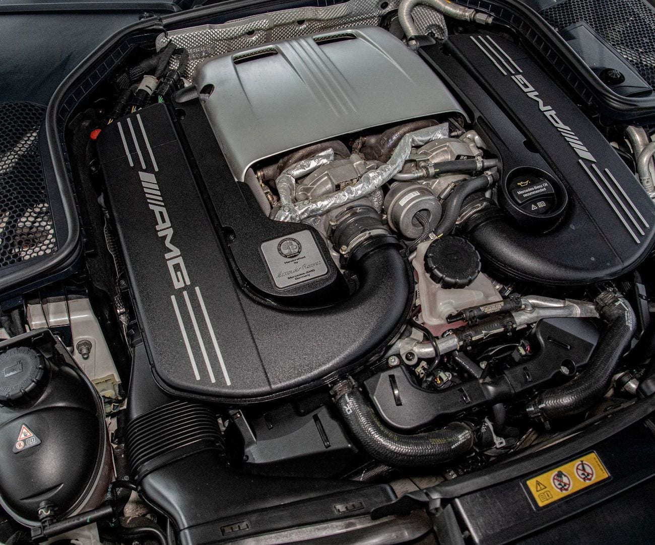 مرسيدس بنز C 63S AMG