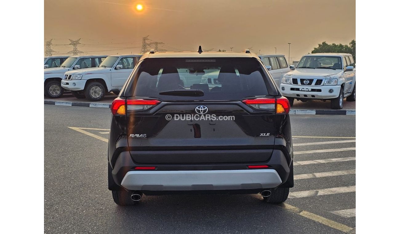 Toyota RAV4 Xle sunroof rear door atumatic