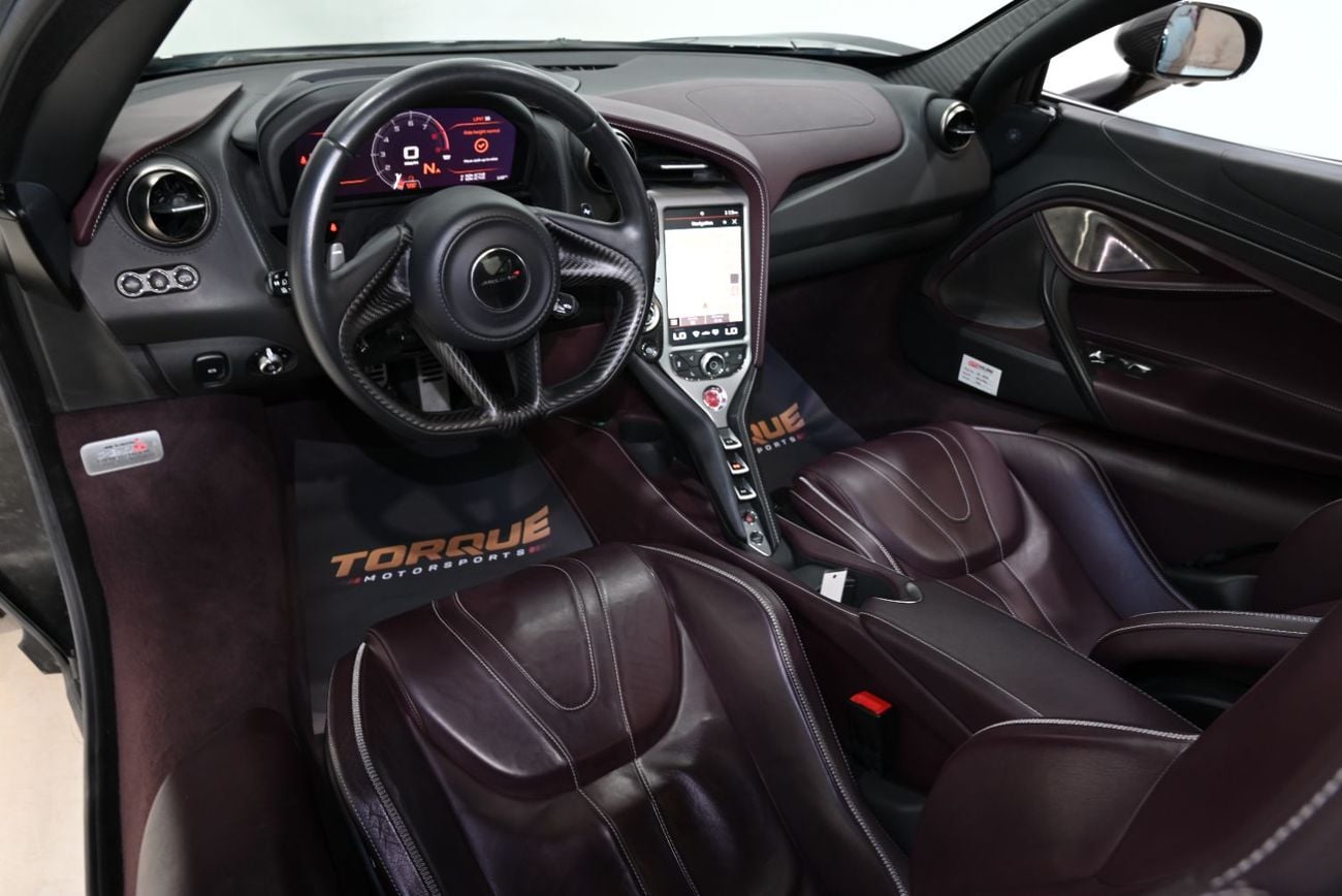 McLaren 720S PERFORMANCE 2018 McLaren 720s Performance, Full Service History, Full PPF, Excellent Condition, GCC