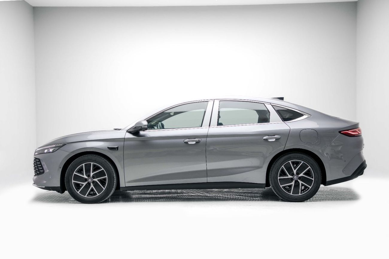 BYD Qin L DM-i ID Superior 1.5L - Grey Inside Grey | Export Only