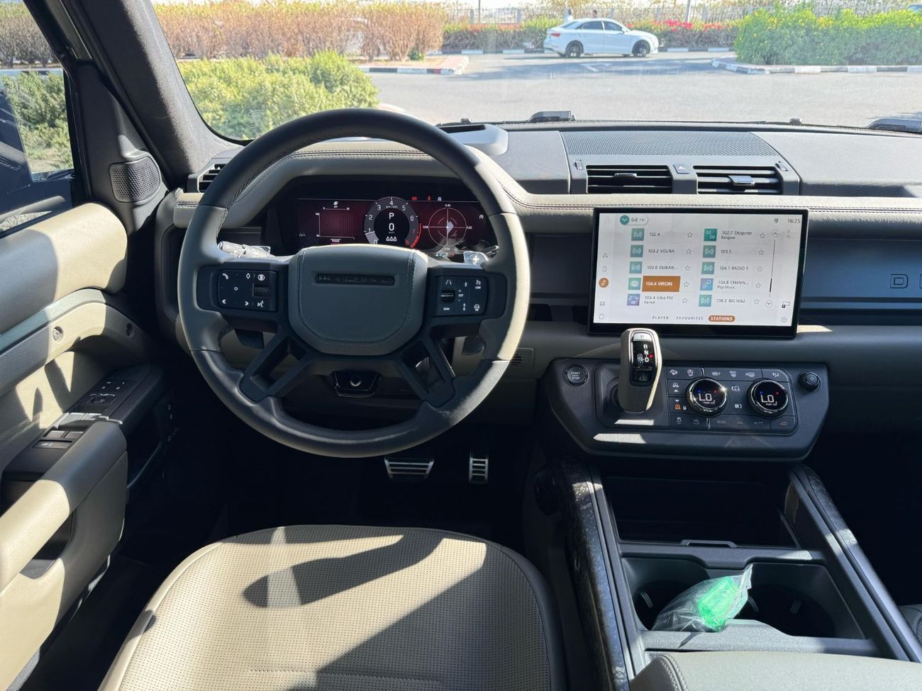 Land Rover Defender GCC SPEC BRAND NEW OCTA