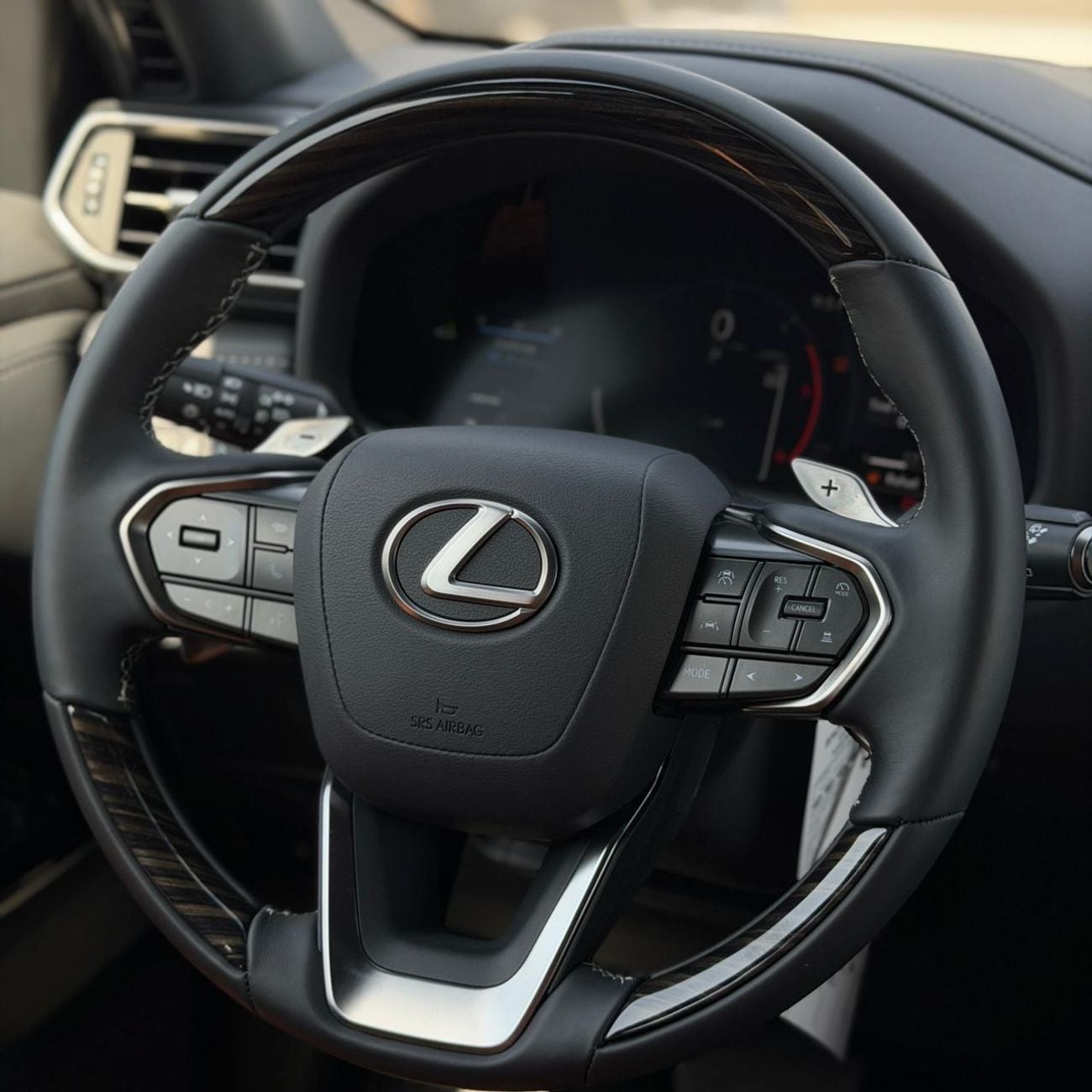 Lexus LX 500 3.3L DIESEL FULL OPTION WITH MBS AUTOBIPOGRAPHY VIP SEAT