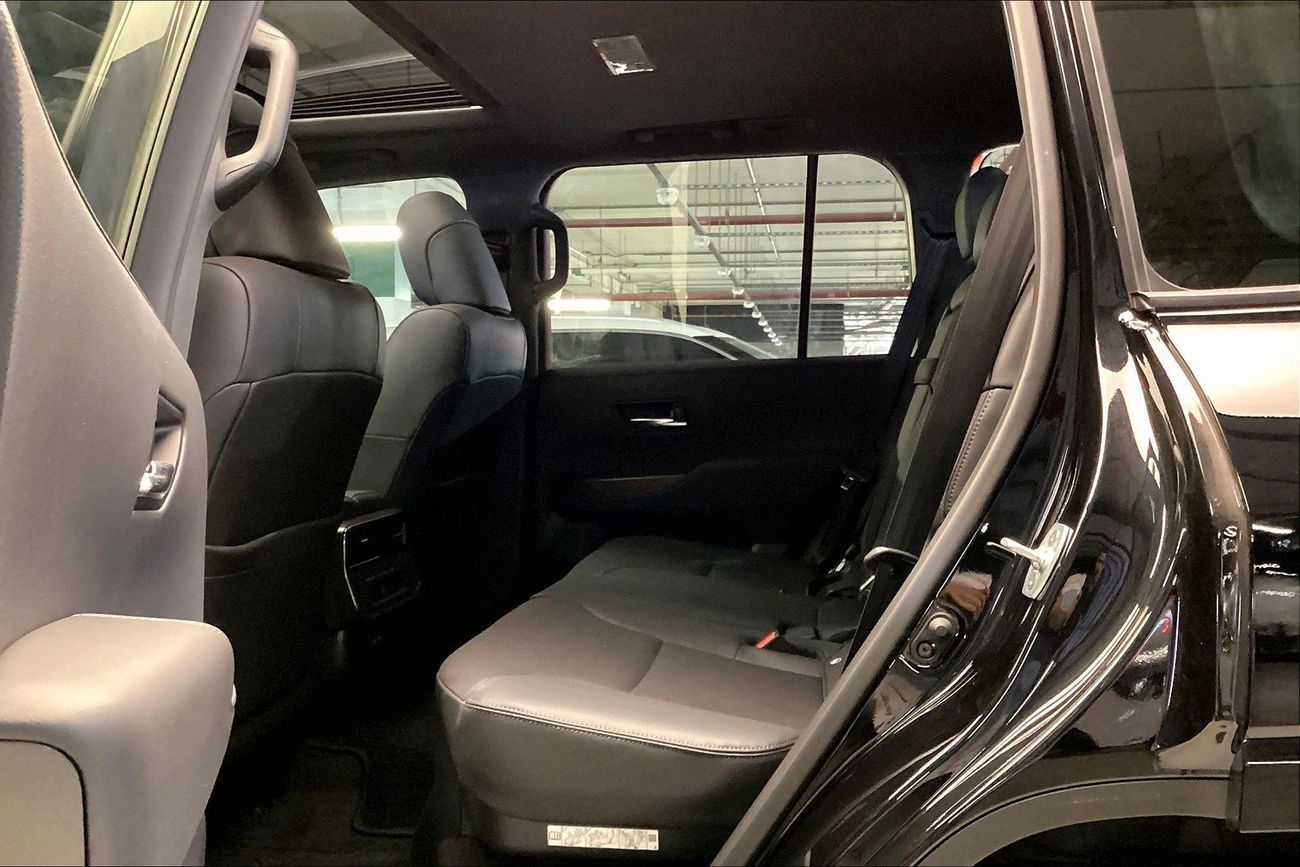 تويوتا لاند كروزر GXR | شامل الضمان | 0 ﺪﻔﻋﺓ ﺃﻮﻟﻯ