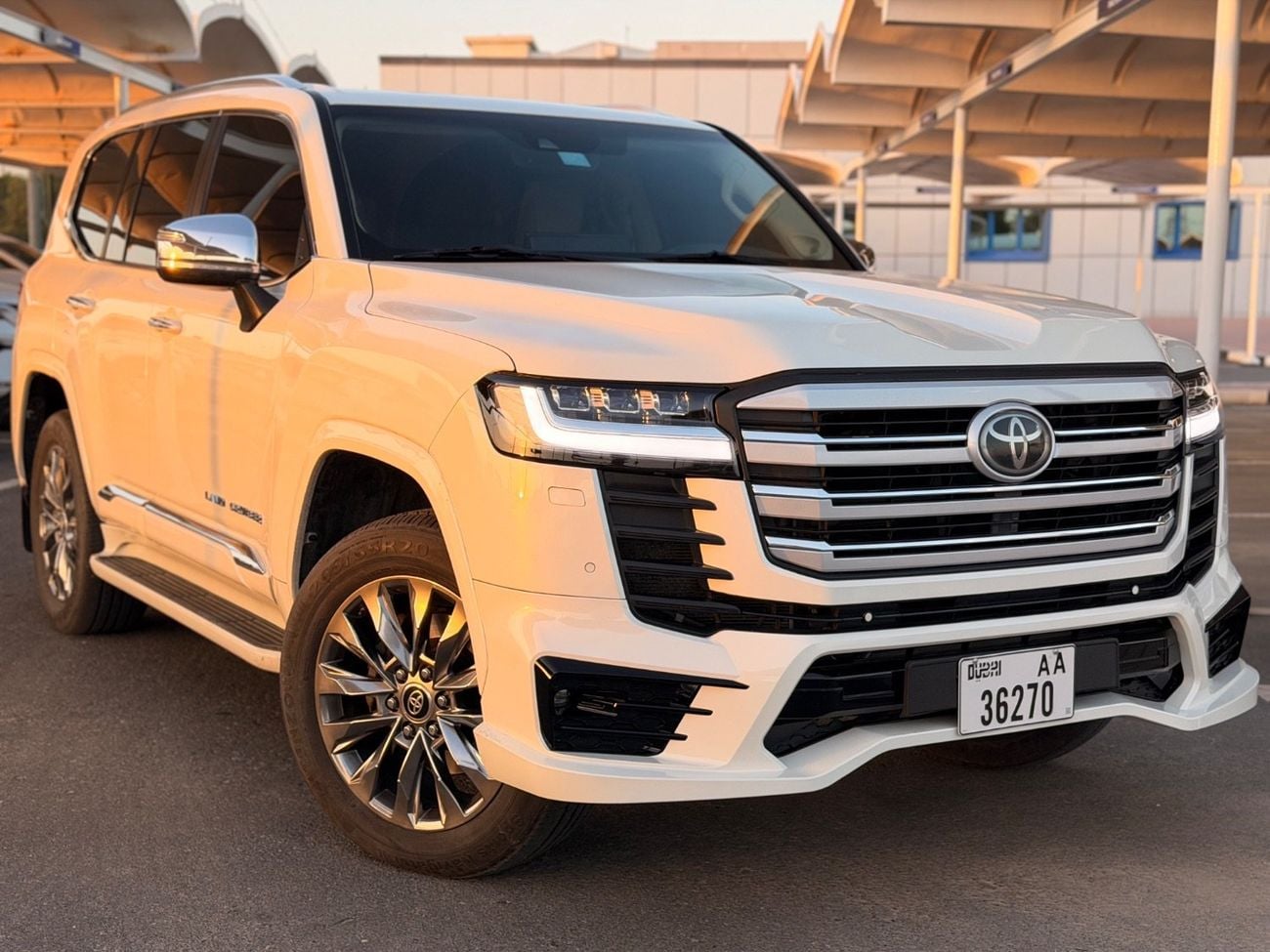 تويوتا لاند كروزر VXR 3.5L