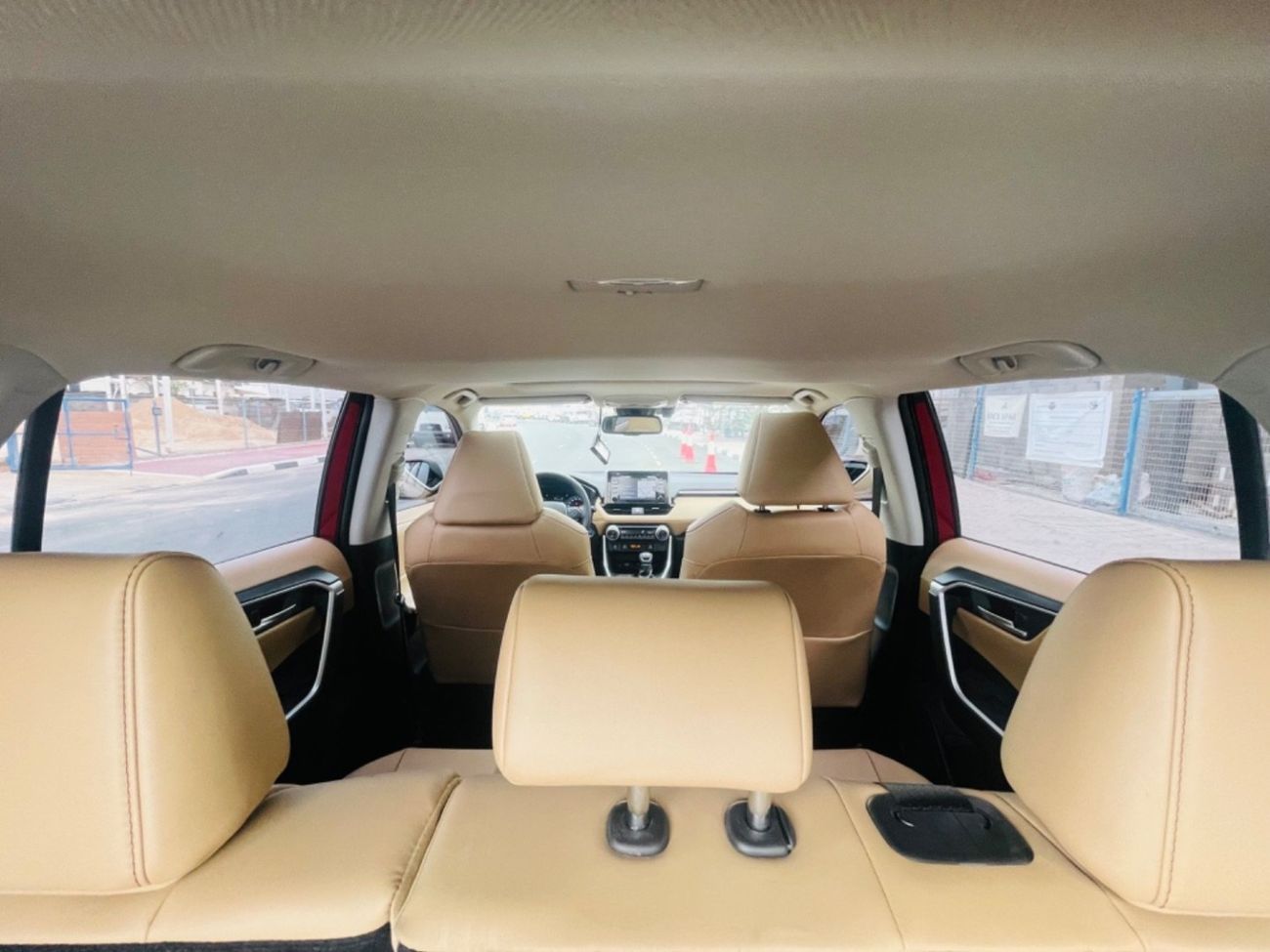 تويوتا راف ٤ Xle hybrid full option