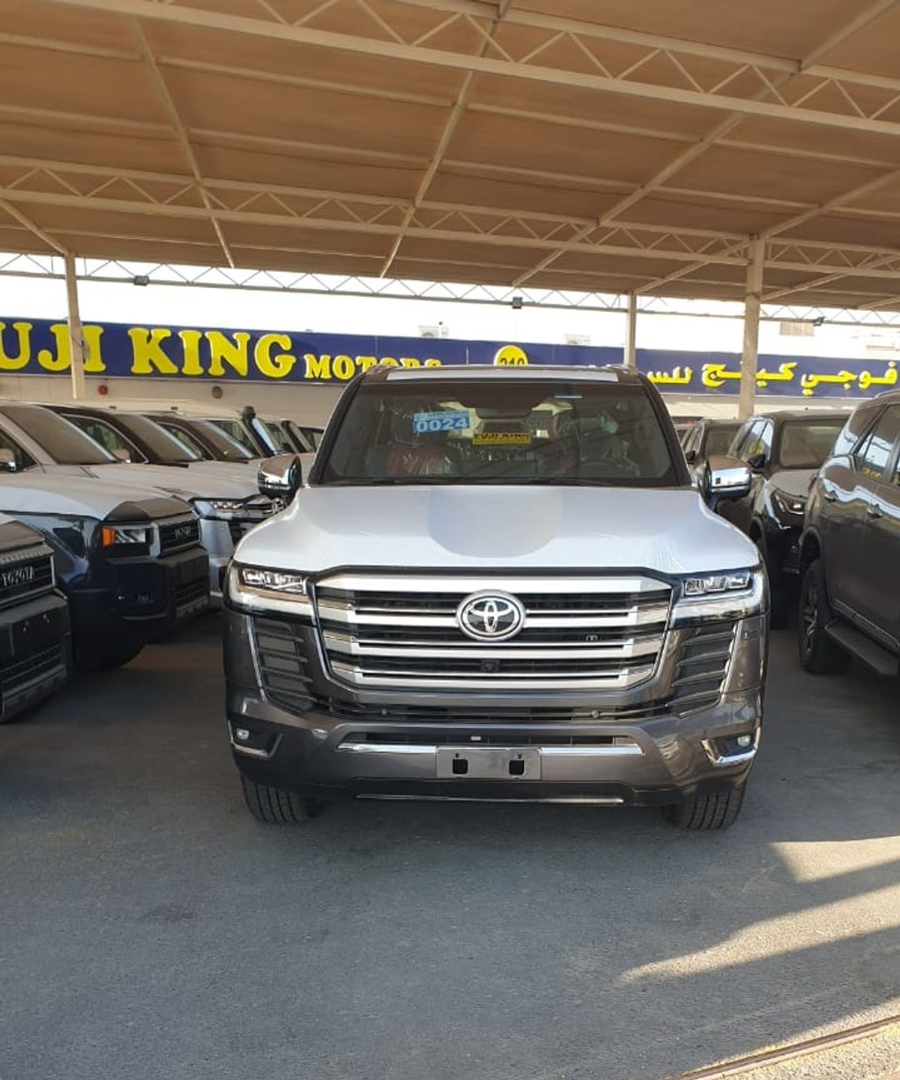 Toyota Land Cruiser LC300 4.0L VXR