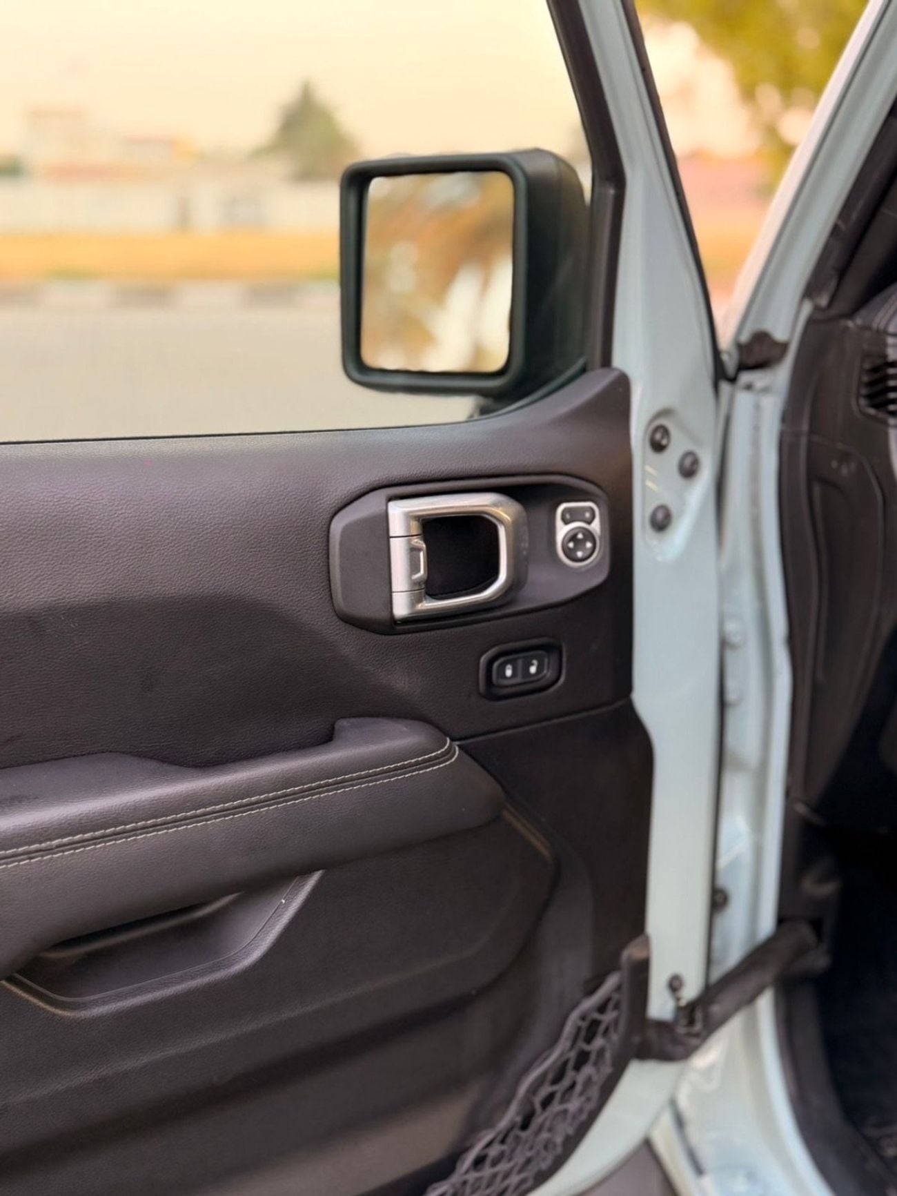Jeep Wrangler SAHARA