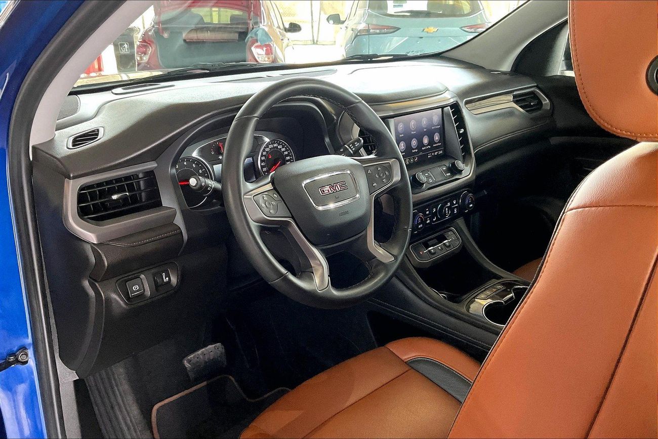 جي أم سي أكاديا AT4 | National Day Celebration | شامل الضمان | 0 ﺪﻔﻋﺓ ﺃﻮﻟﻯ