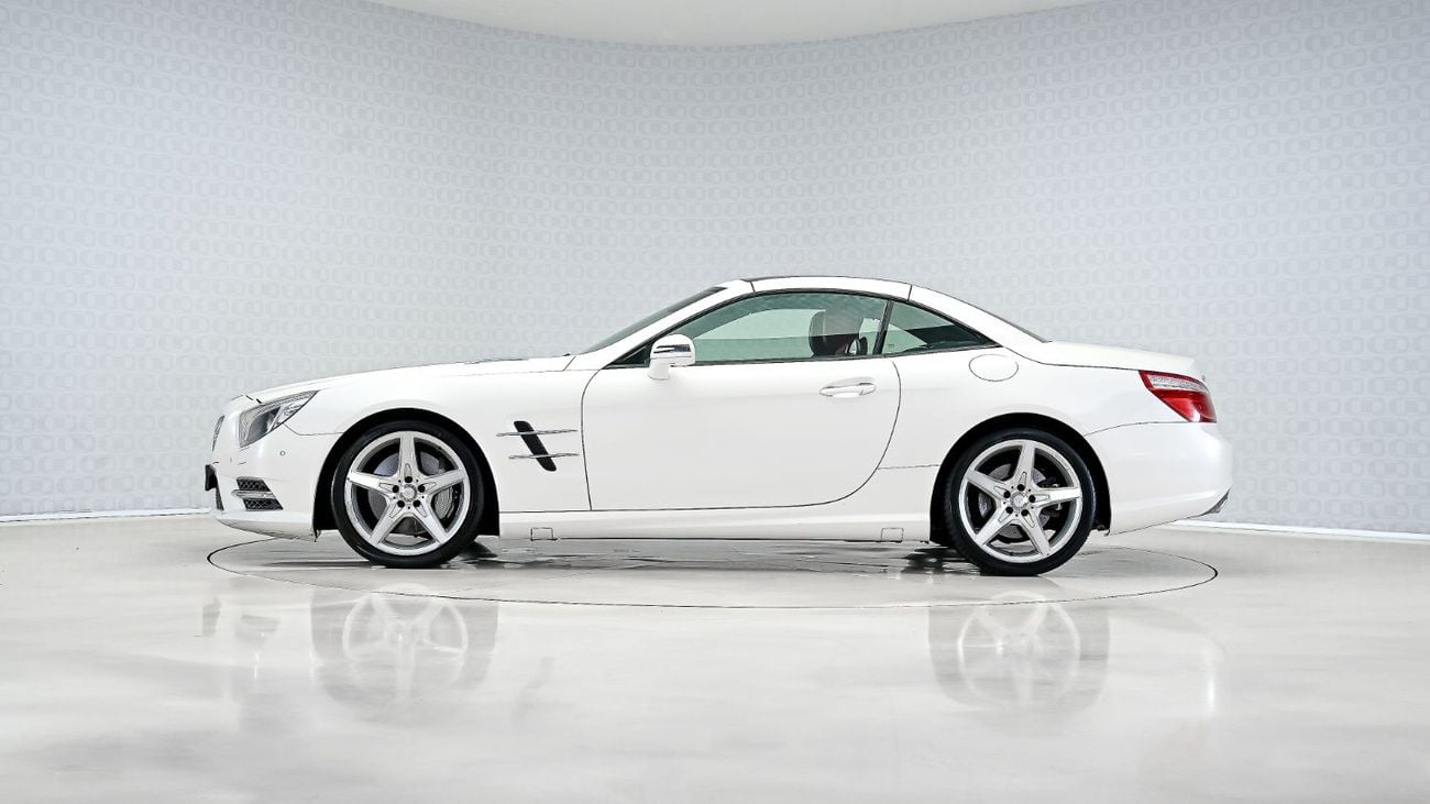 Mercedes Benz SL500 Std 4.7L UAE's Very Best Example