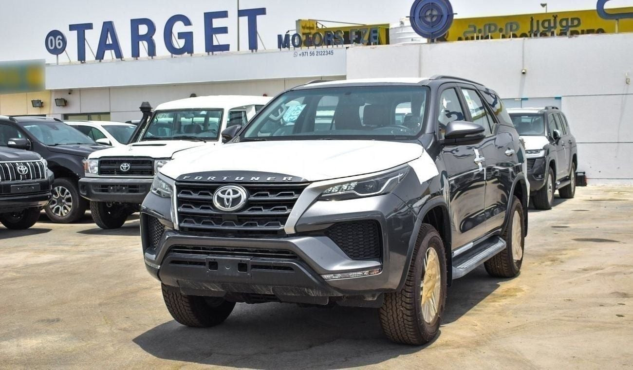 تويوتا فورتونر Toyota fortuner 2.7L petrol 4x2 MY2023