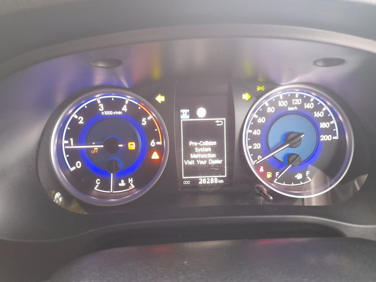 Toyota Hilux Right-Hand drive leather electric seats