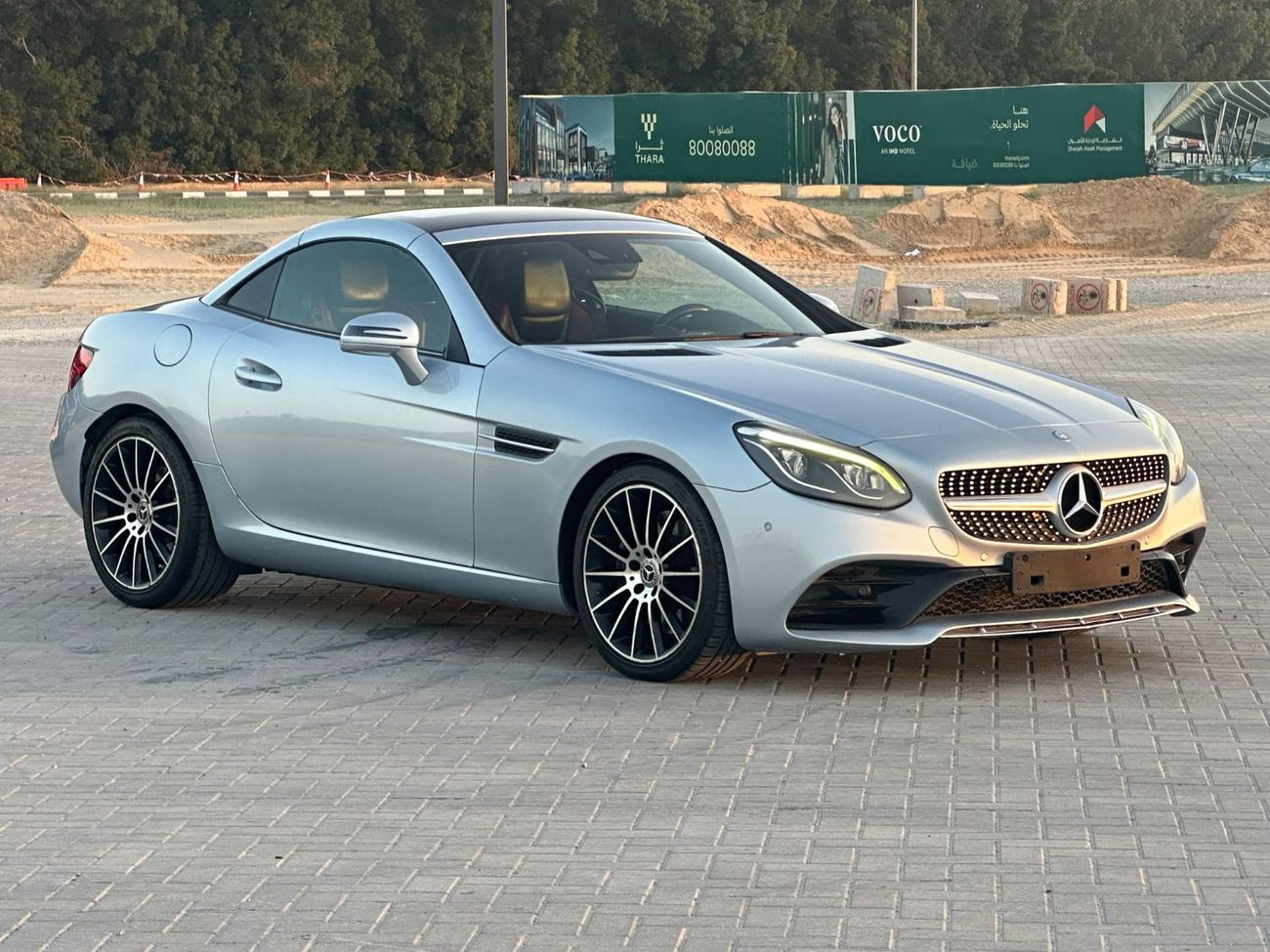 Mercedes-Benz SLC 200 Std 2.0L