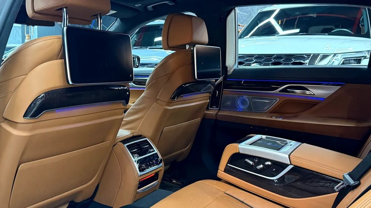 بي أم دبليو 750Li XDRIVE LUXURY