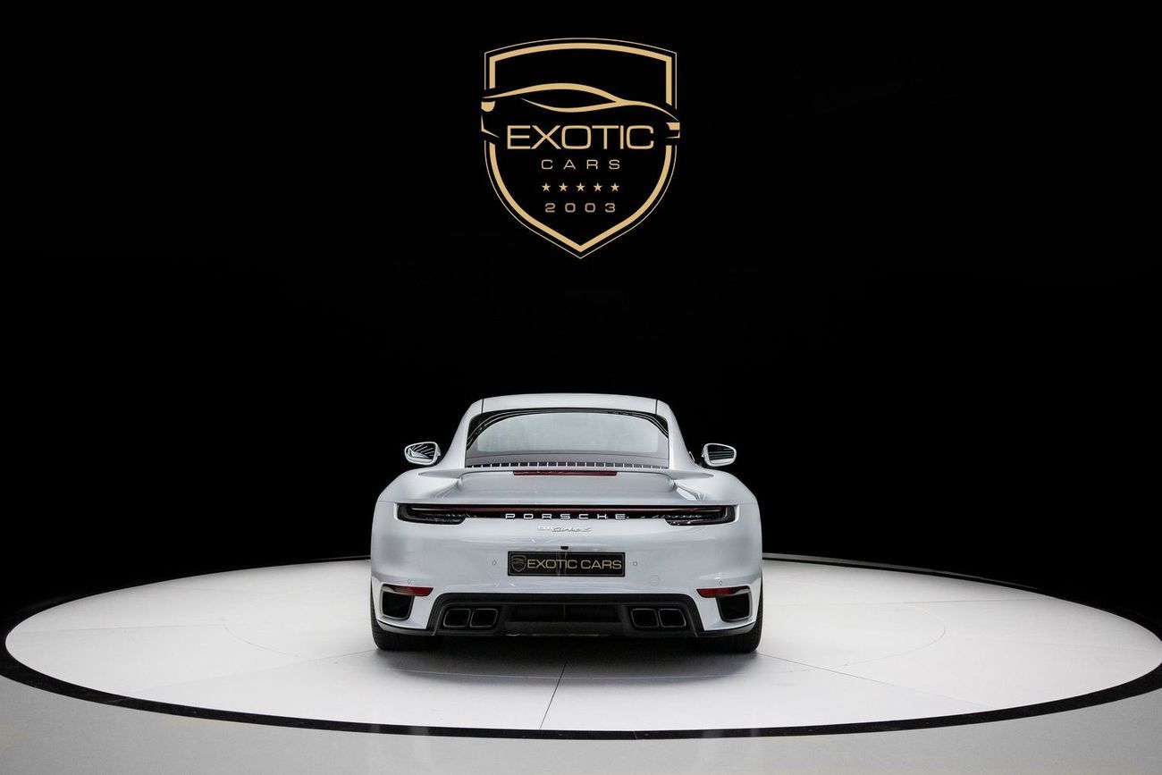 بورش 911 Turbo S 3.8L (640 HP) Coupe