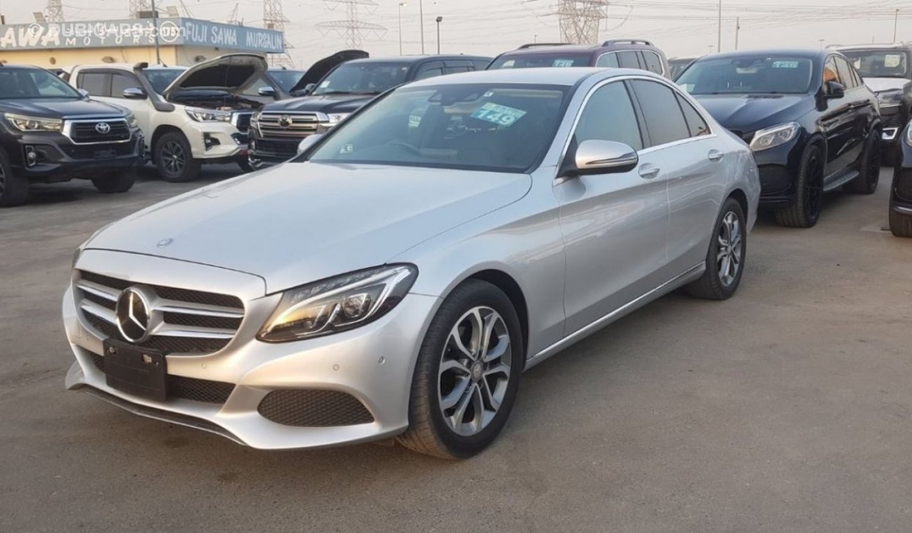 Mercedes-Benz C 220 JAPAN IMPORT 2.1CC DIESEL RIGHT HAND