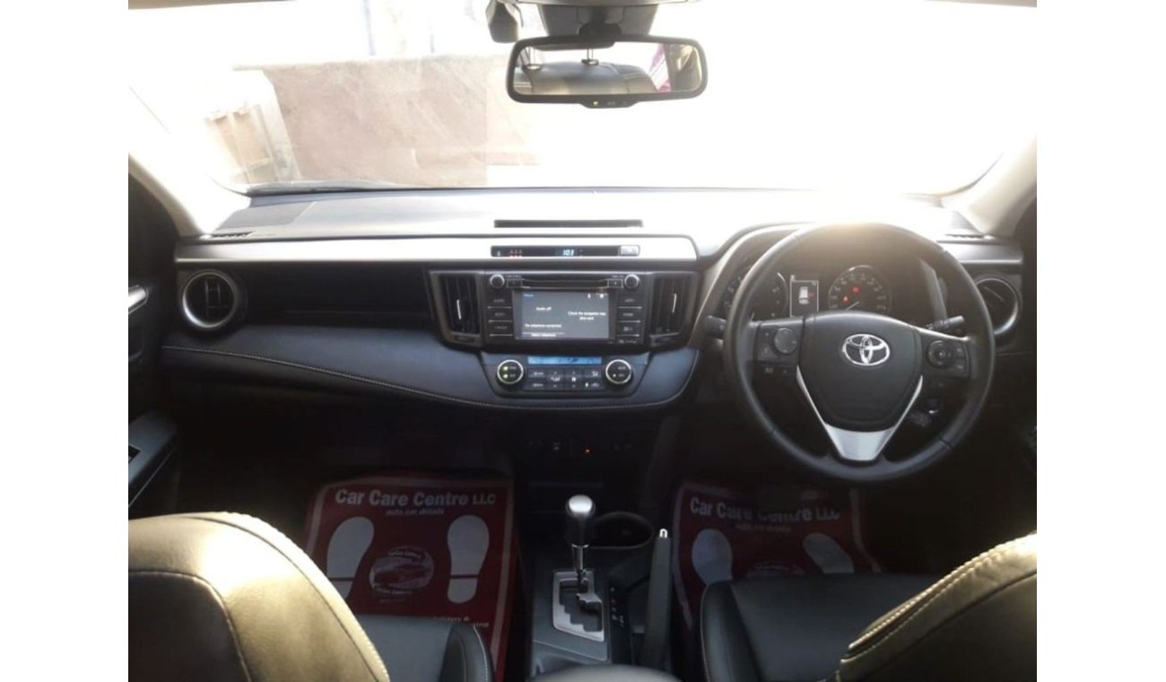 تويوتا راف ٤ RAV 4 RIGHT HAND DRIVE (STOCK NO PM 730 )