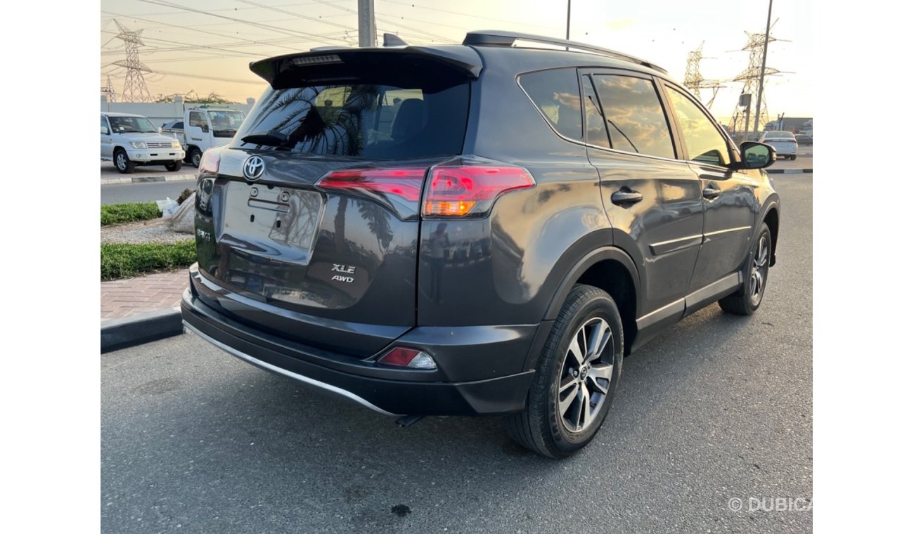 Toyota RAV4 Toyota RAV4 2018 full option 4x4