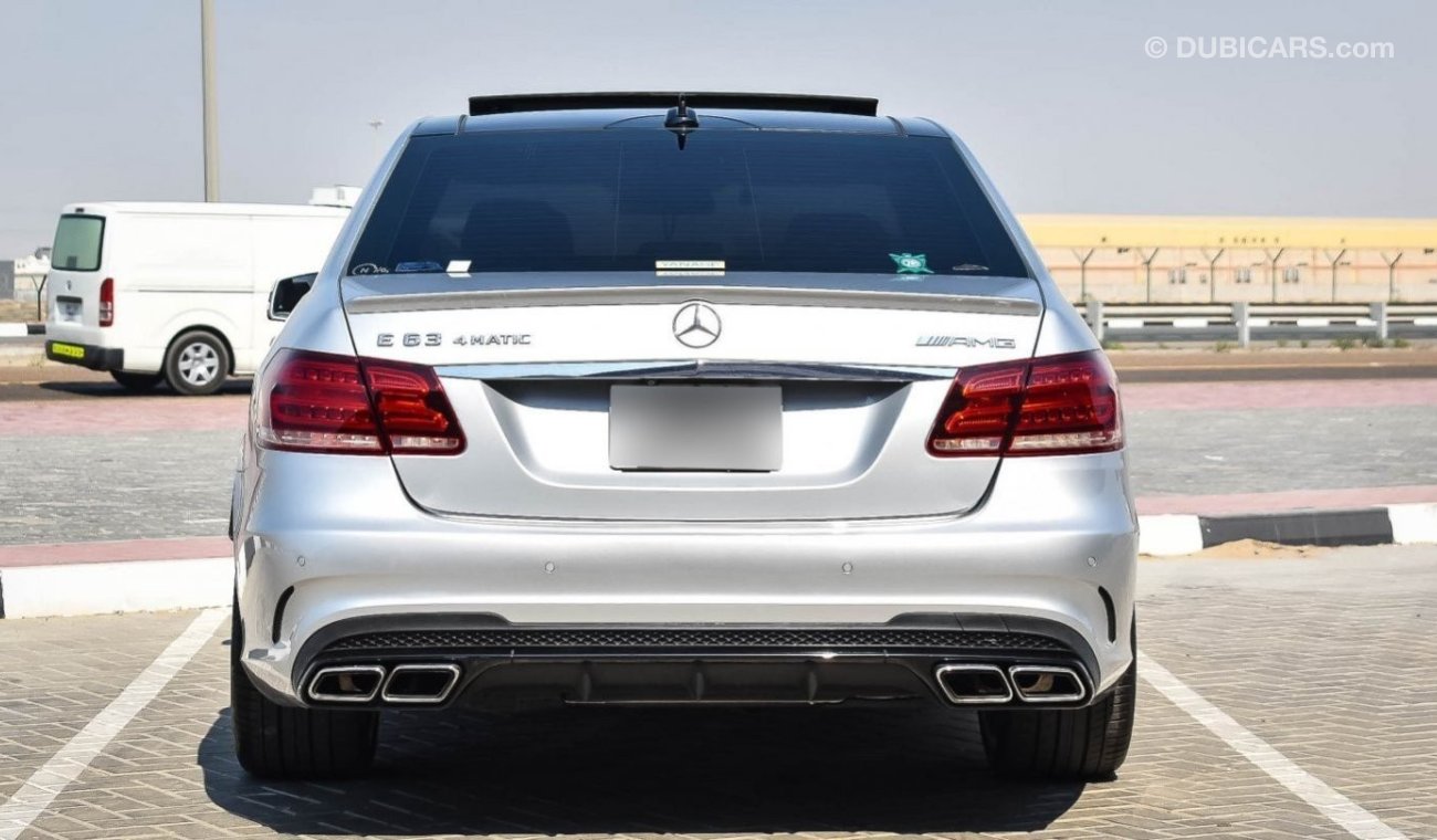 Mercedes-Benz E 63 AMG Mercedes - AMG E63S 4MATC 2015 Perfect Condition ( LOW KILOMETERS) Fully loaded