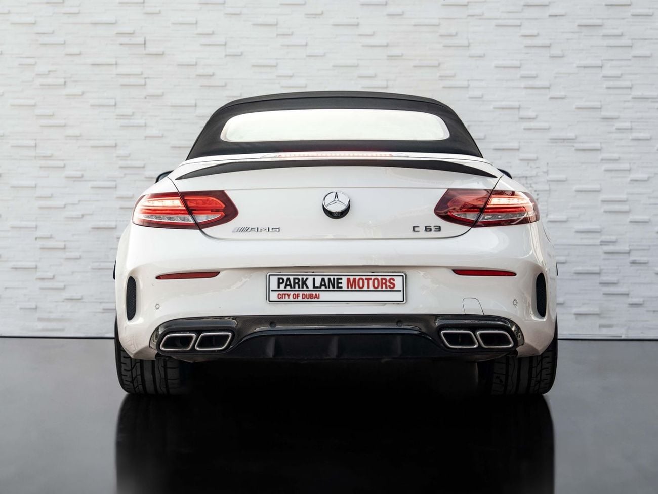 Mercedes Benz C63 AMG