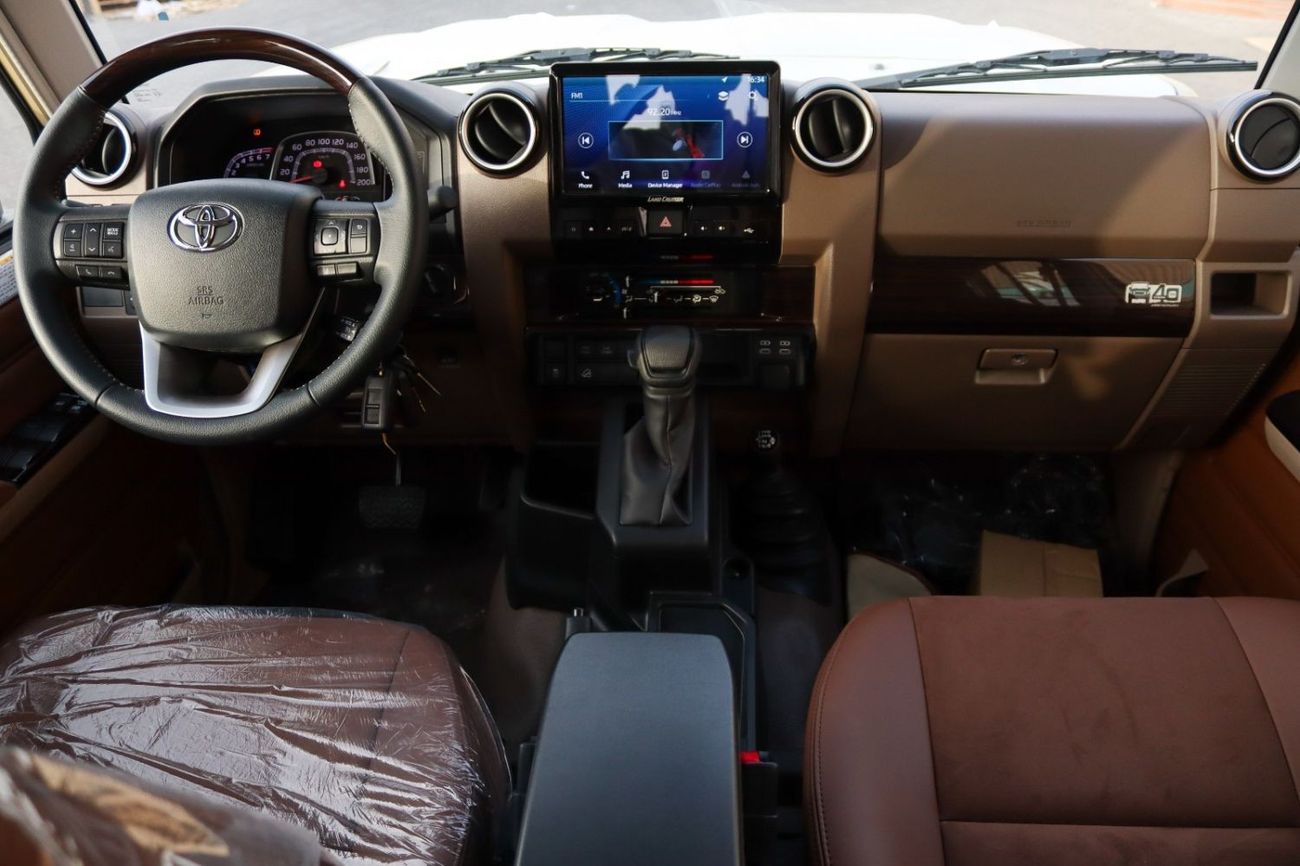 Toyota Land Cruiser Pick Up 2025 LAND CRUISER GRJ 79 4.0 V6 FULL **التصدير فقط خارج الخليج*****EXPORT ONLY