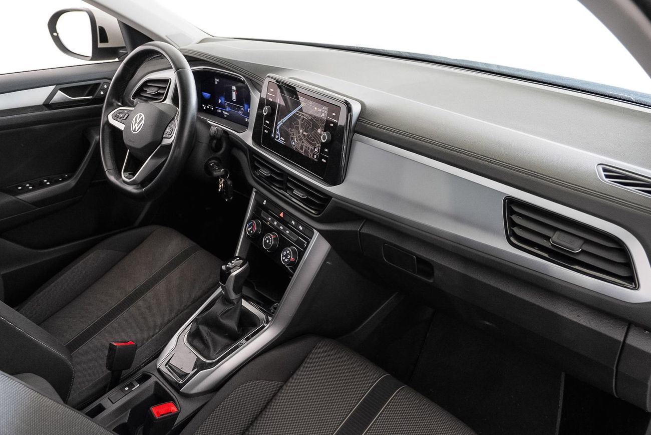 فولكس واجن T ROC Life 1.4L