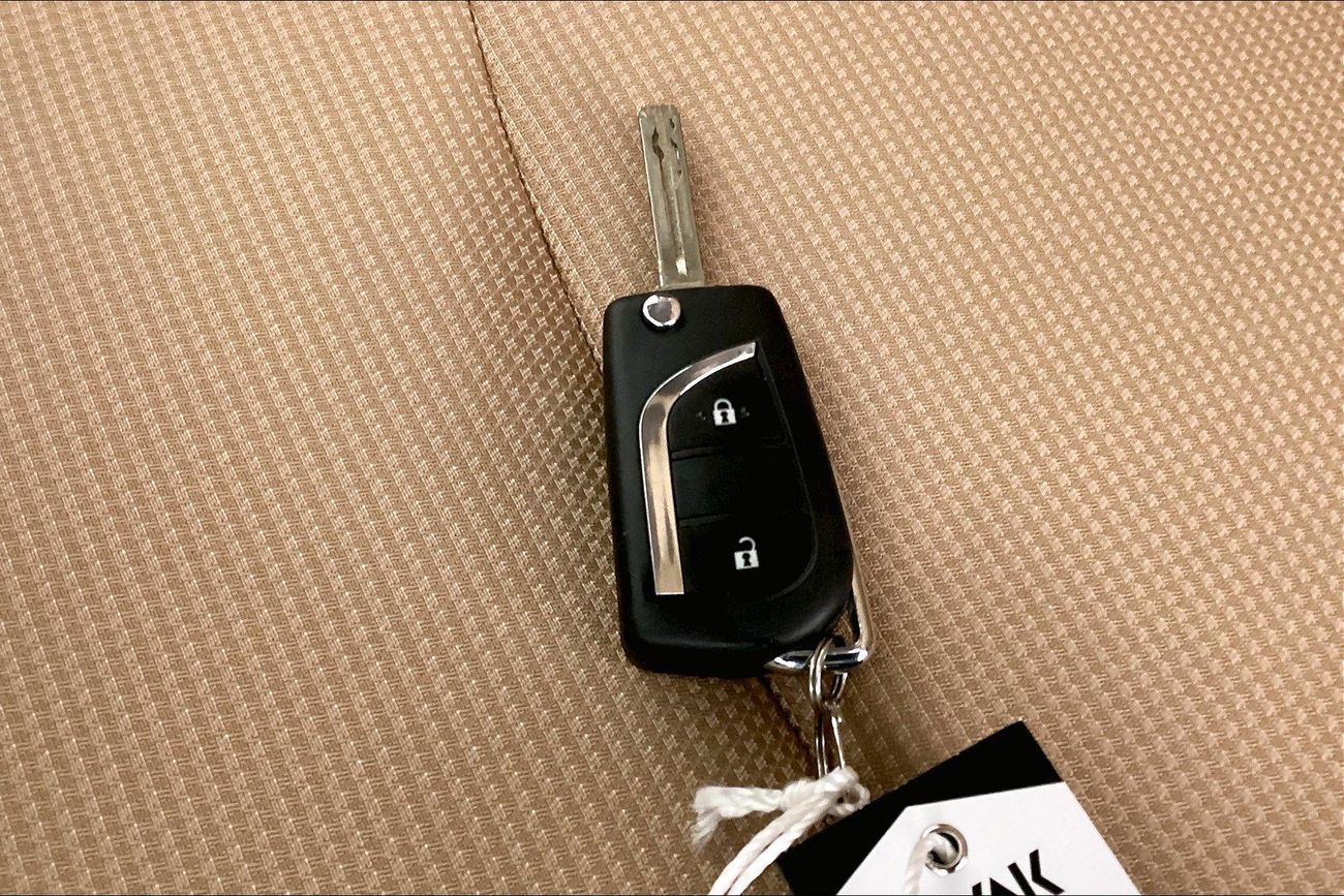 تويوتا راف ٤ EX | شامل الضمان | 0 ﺪﻔﻋﺓ ﺃﻮﻟﻯ