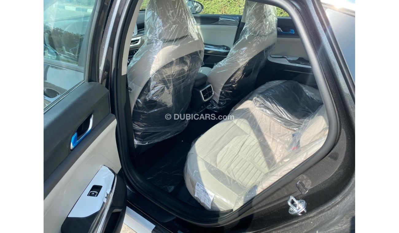 Kia K5 KIA K5 2.0L Sedan FWD Model 2021 Grey Color