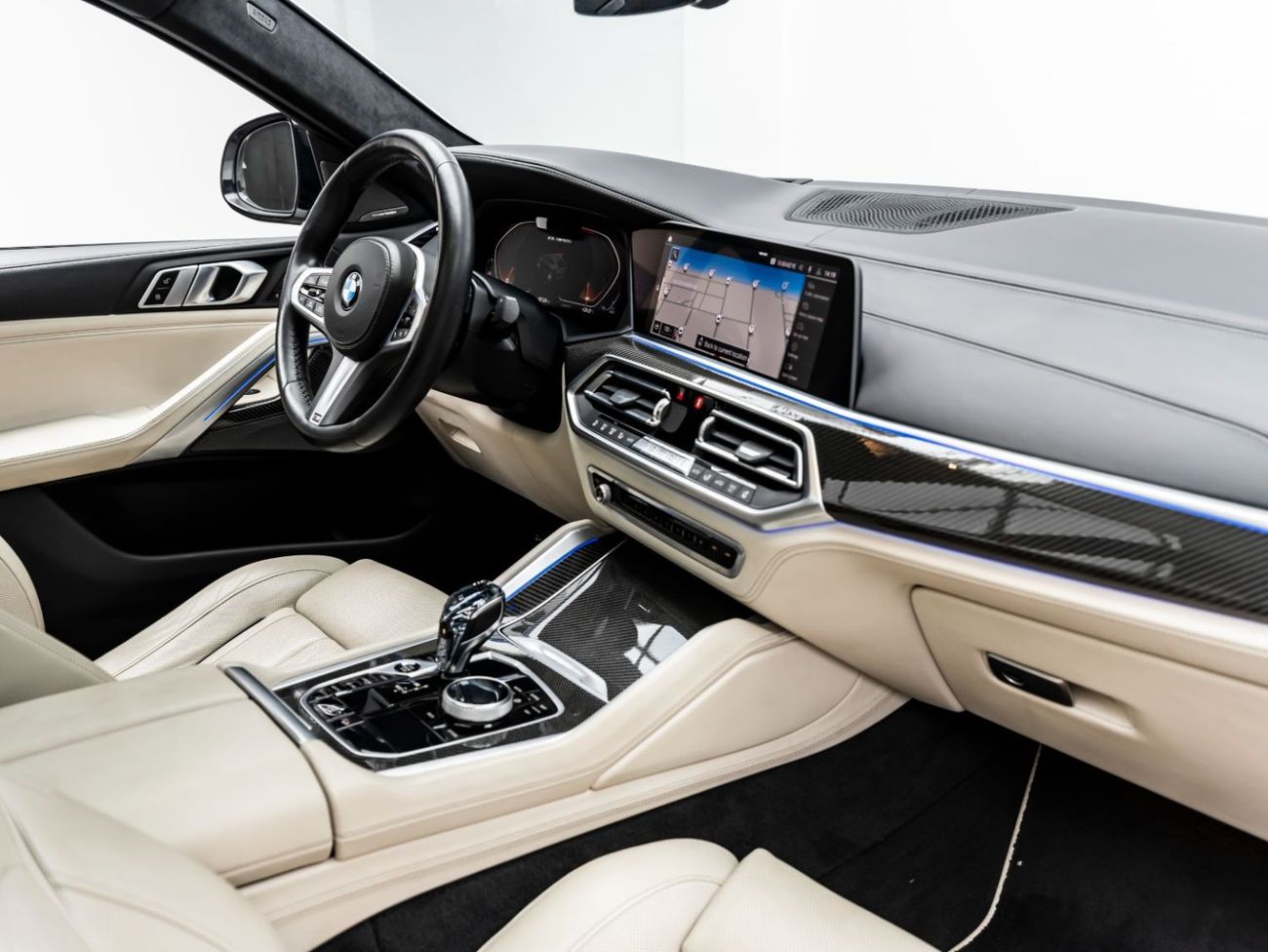 BMW X6 M50i 4.4L 2020 BMW X6 M50i, BMW Warranty + Service Contract, Low KMs, GCC