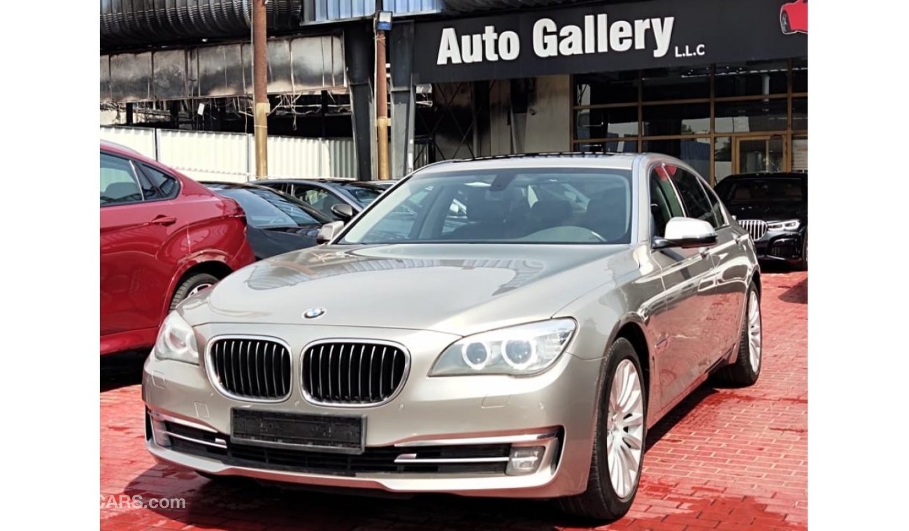 بي أم دبليو 730 LI original paint 3.0L 2013 GCC