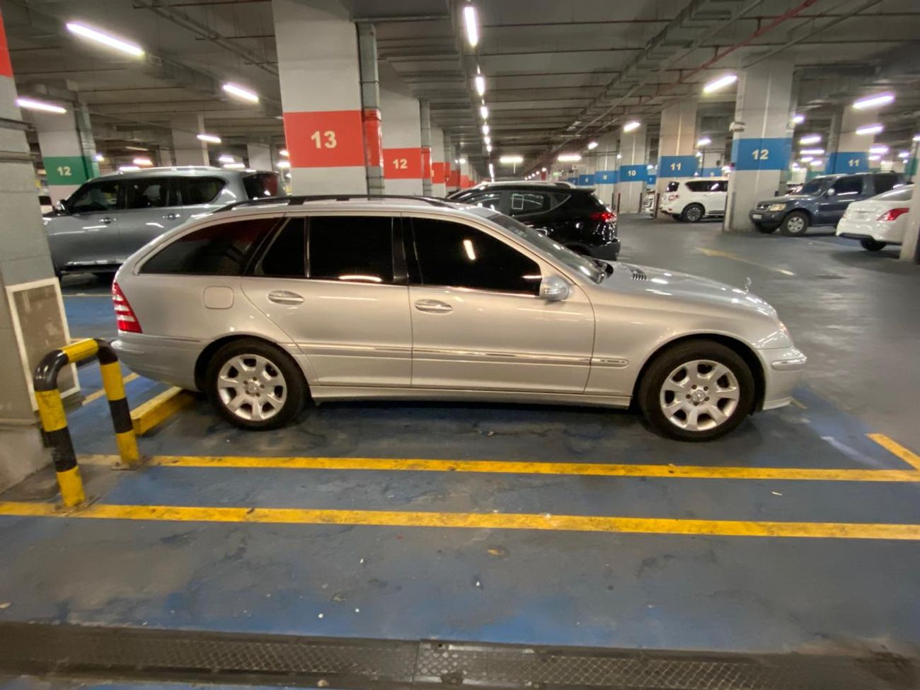 مرسيدس بنز 240 c240