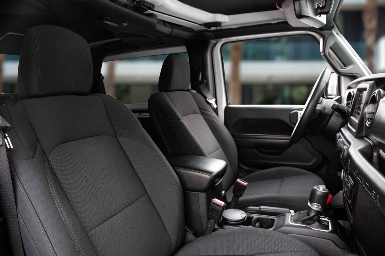 Jeep Wrangler Wrangler Sport | 2,253 P.M | 0% Downpayment | Excellent Condition!