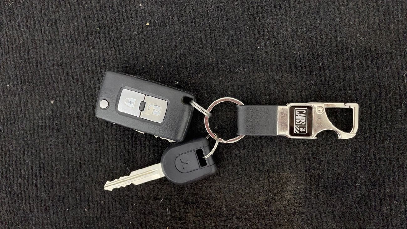 Mitsubishi Pajero GLS MIDLINE 3.8 | Zero Down Payment | Free Home Test Drive