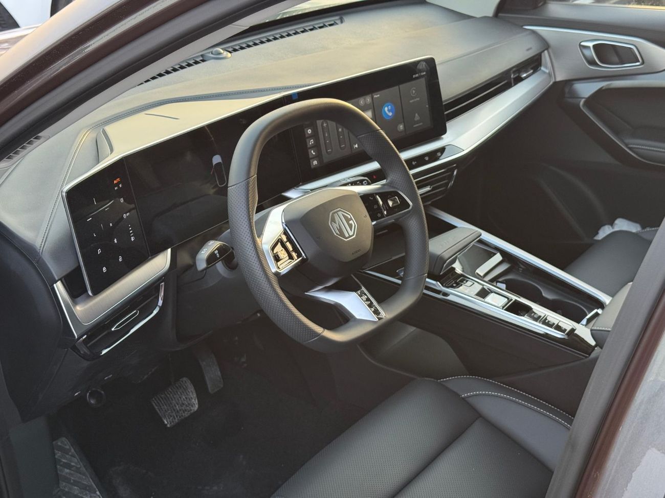 MG One STD 1.5L Petrol FWD 2024 Export Price @ 49,900 AED