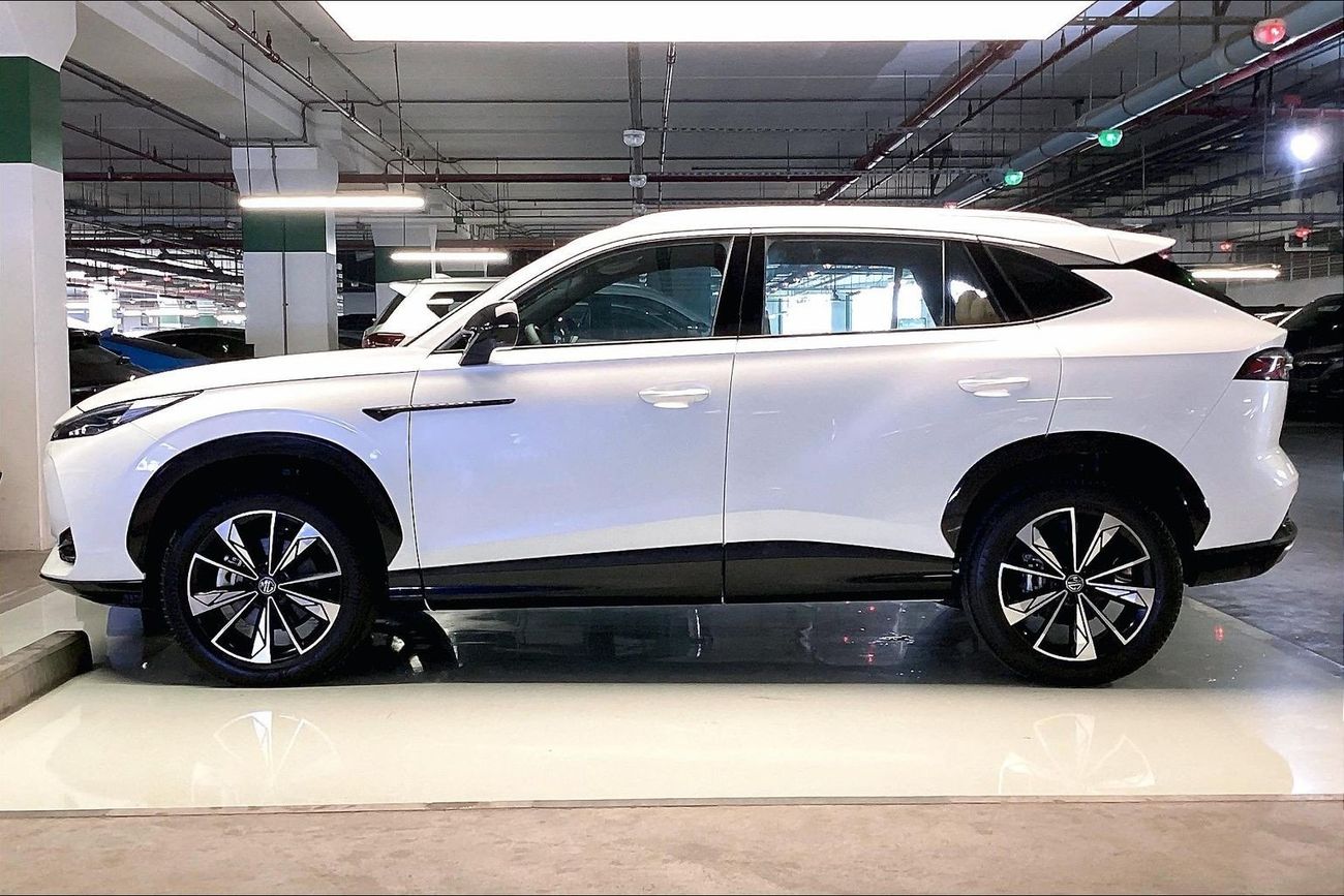 MG HS Deluxe | National Day | Start 2026 with the ideal drive | Guaranteed Warranty | 0 Down Payment