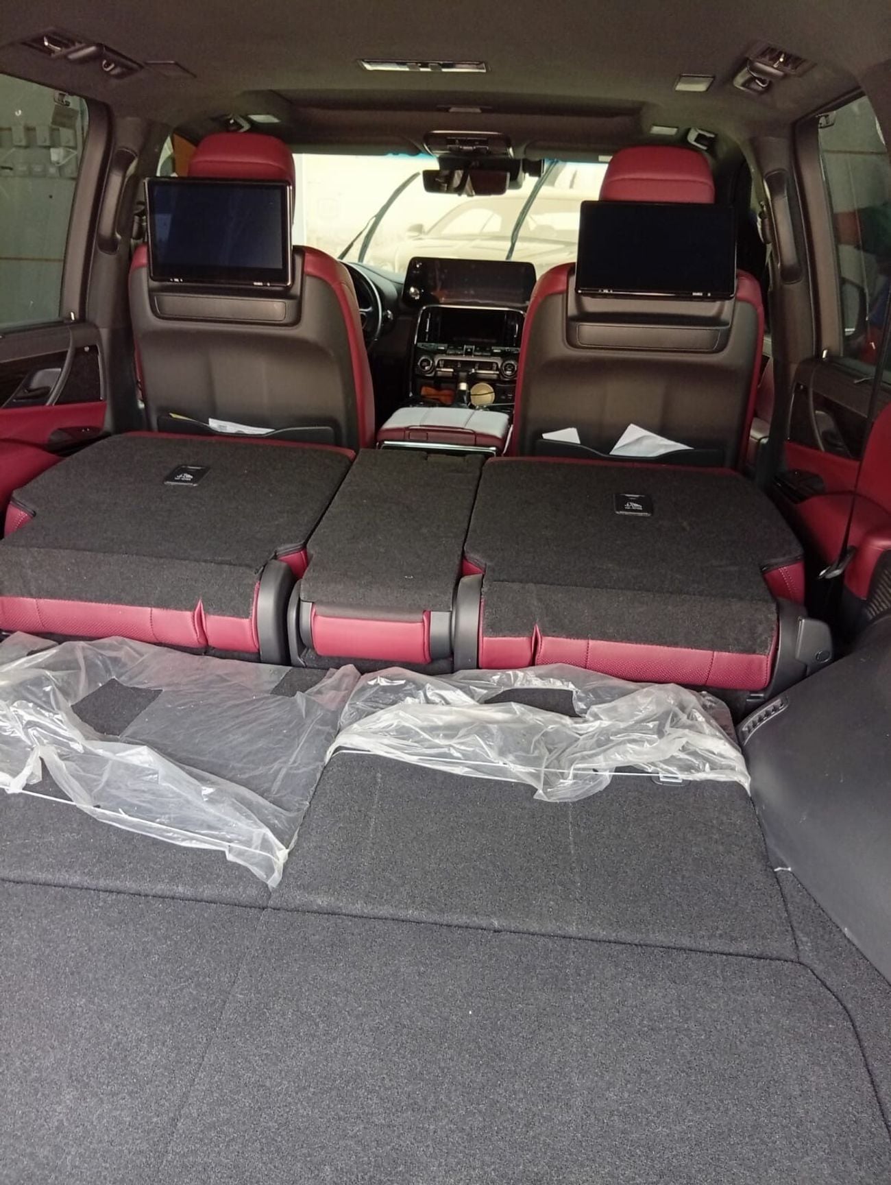 Lexus LX600