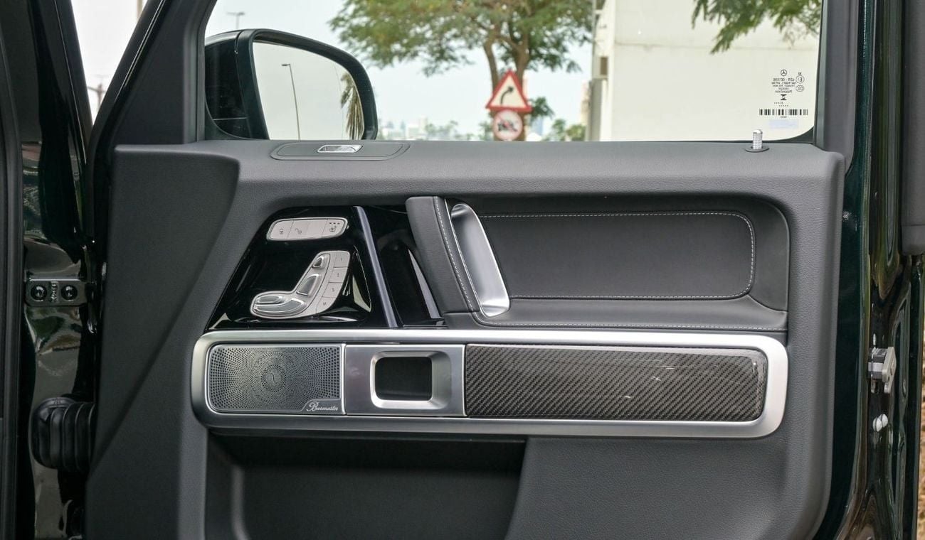 Mercedes-Benz G 63 AMG Mercedes G63 AMG - Special Color Emerald Green - Carbon Fiber - Rear Entertainment System - 2024