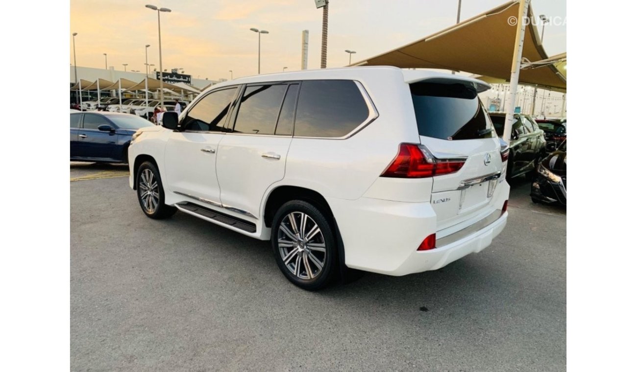 Lexus LX570