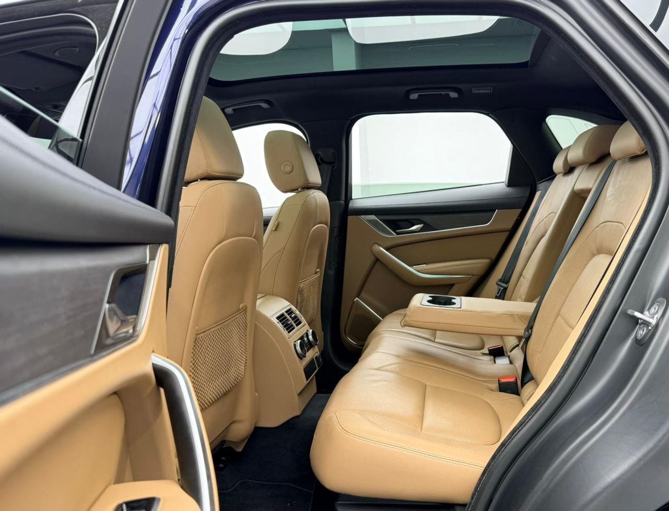 Jaguar F-PACE 2021 Jaguar F-Pace P250, Warranty, Full Agency Service History, GCC