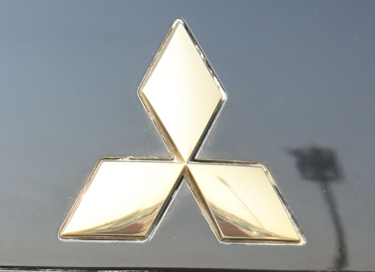 Mitsubishi Pajero GLS Mid 3.0L (175 HP) Mitsubishi Pajero  2020 - GCC - Accident-Free - 3.0L - (6)V - 7 Seats - Excell