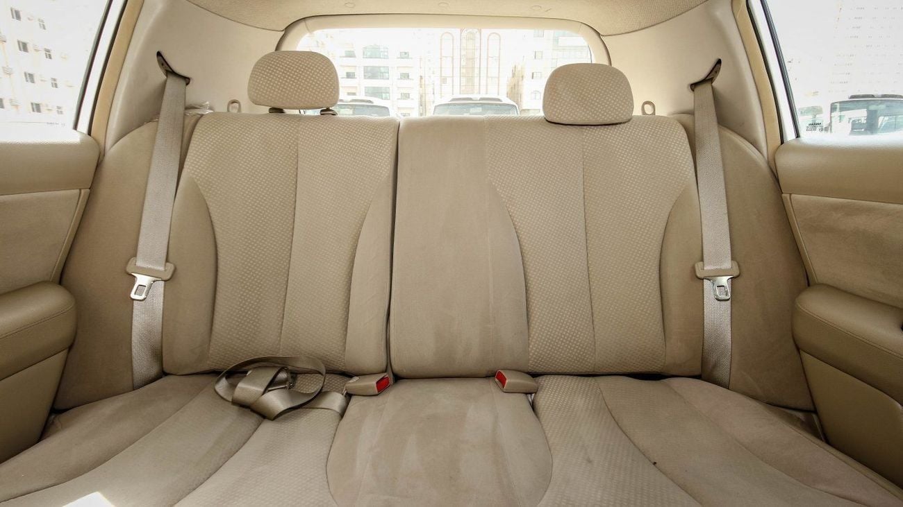 Nissan Tiida S 1.6L Sedan