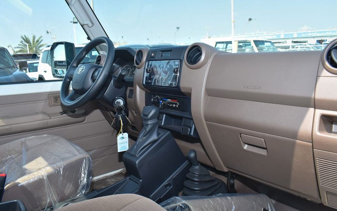 Toyota Land Cruiser Pick Up 4.0L V6 Single Cabin A/T