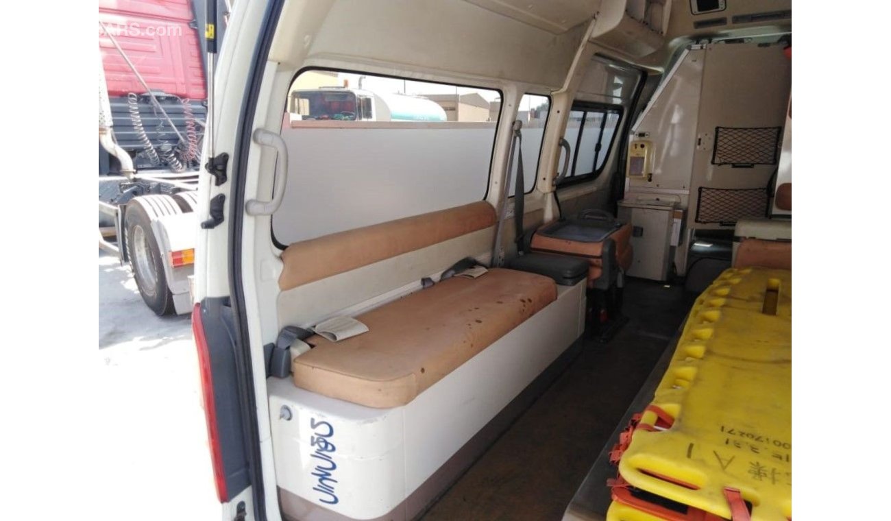 Toyota Hiace Hiace Ambulance Van (Stock no PM 170 )