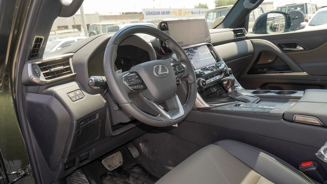 Lexus LX600 OVERTRAIL 3.5L V6