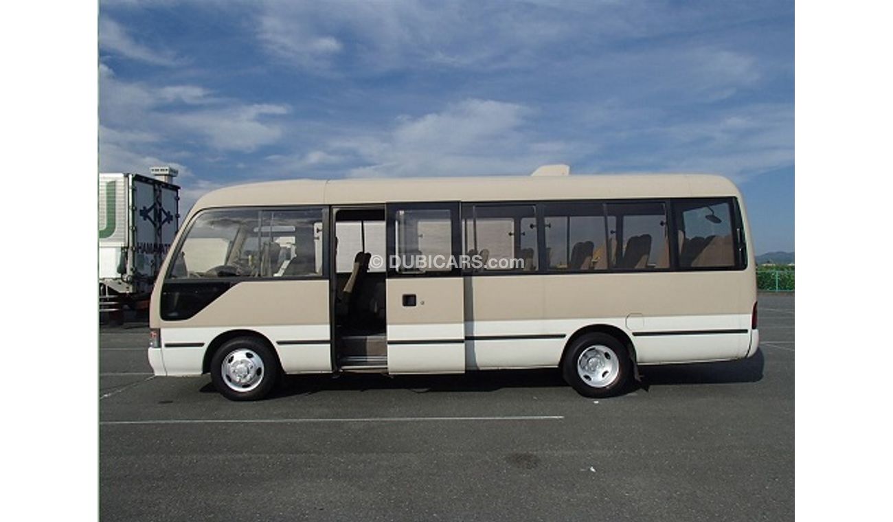 Toyota Coaster 2000