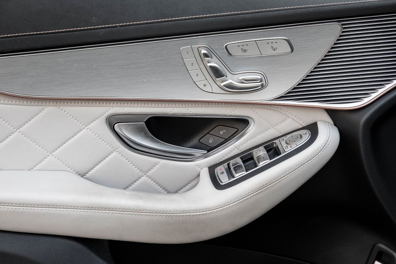 مرسيدس بنز EQC 400 EQC 400 4Matic | 2,350 P.M | 0% Downpayment | Immaculate Condition!