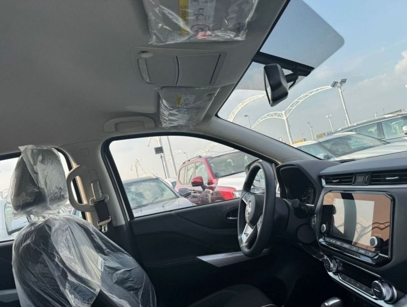 نيسان إكستيرا 2.5L PETROL TITANIUM 4WD 2023 GCC