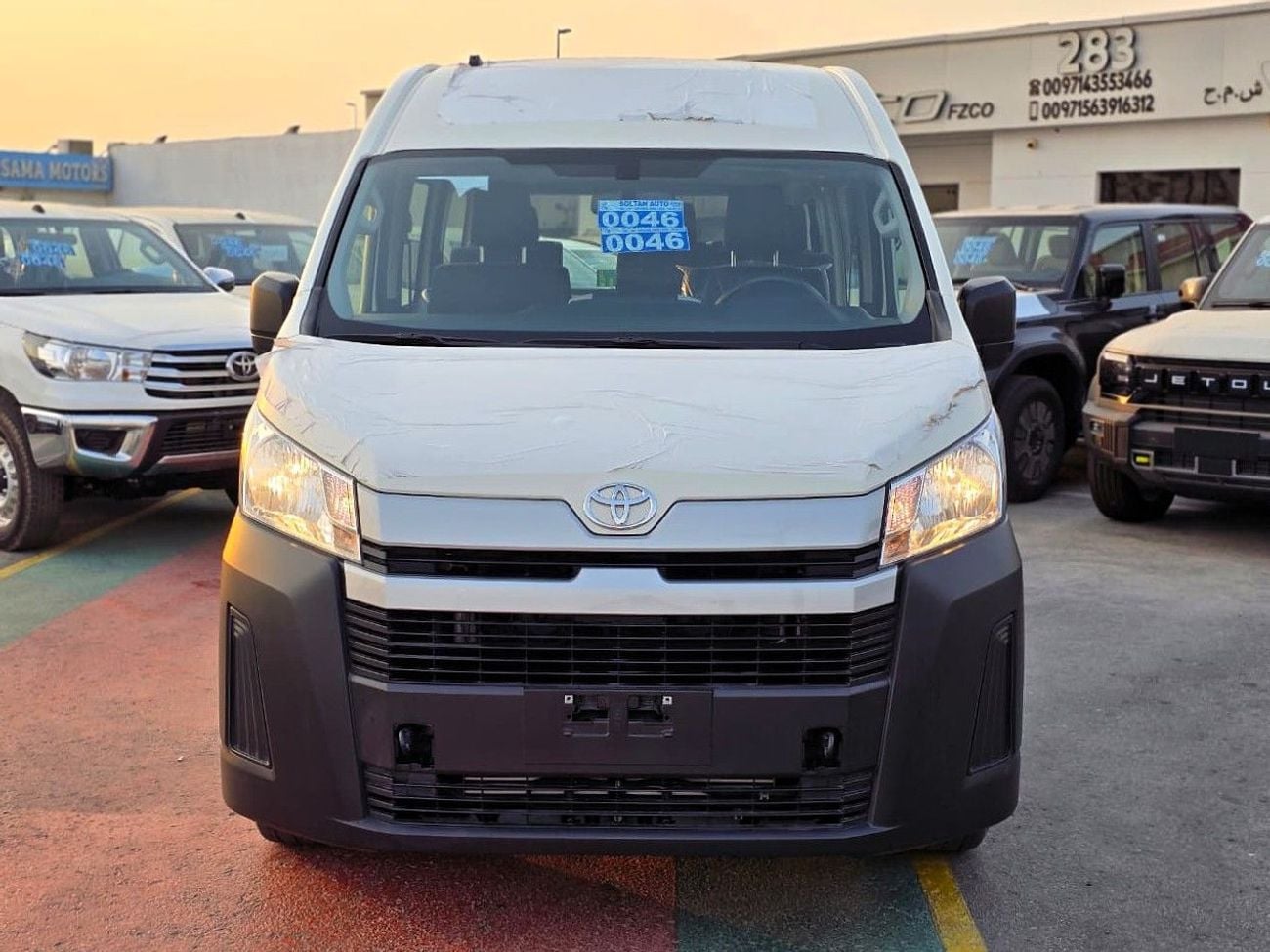 تويوتا هاياس GL Toyota Hiace High Roof Black Bump 3.5l M/T White color With MoonRoof 2026