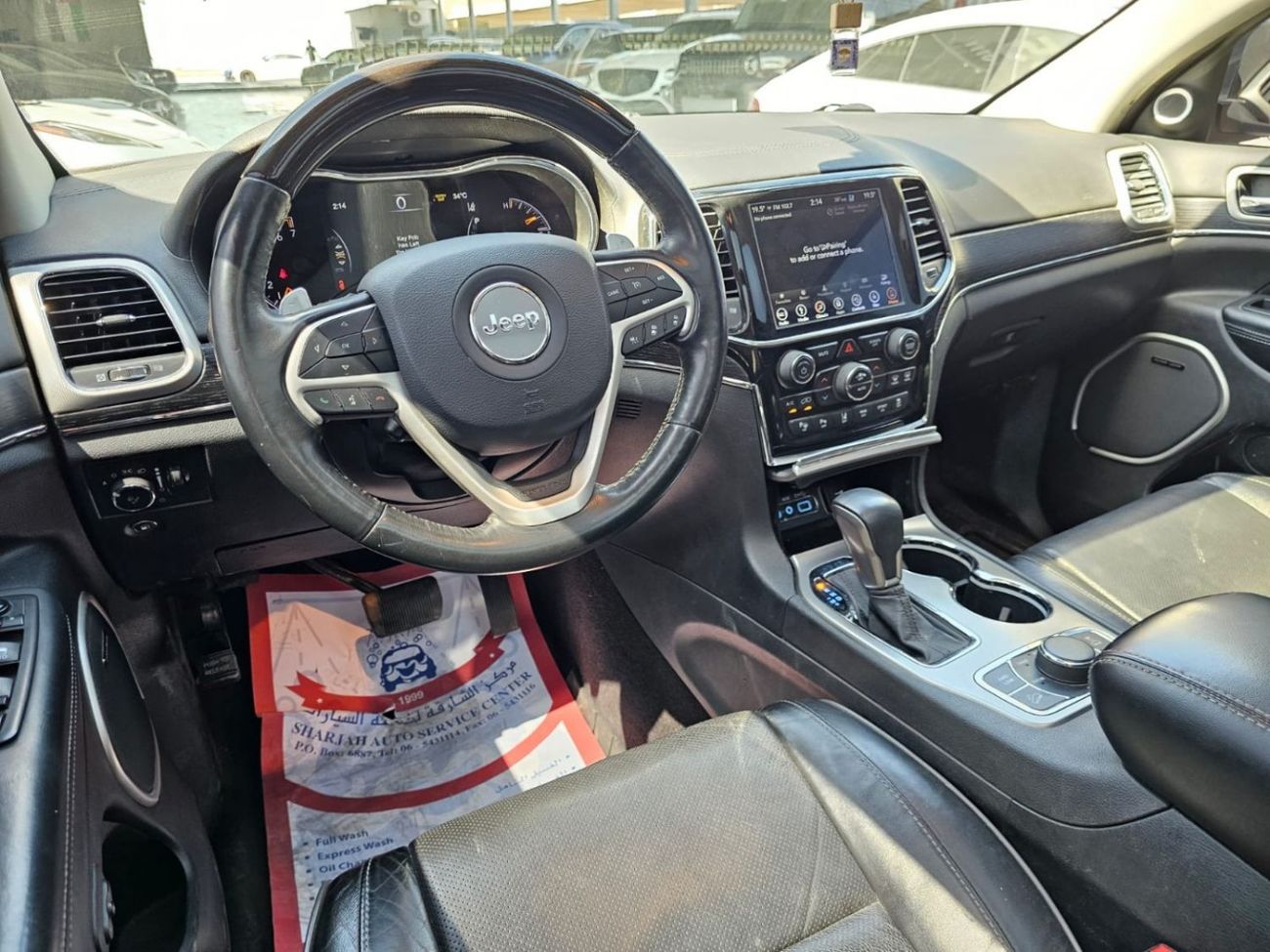 Jeep Cherokee Jeep Cherokee Summit 2019   5.7L  8 cylinder