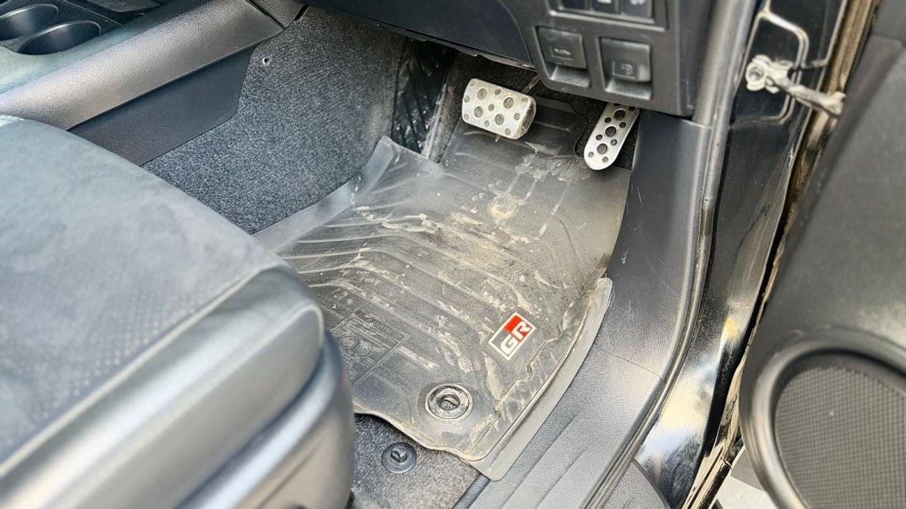 Toyota Hilux Original GR